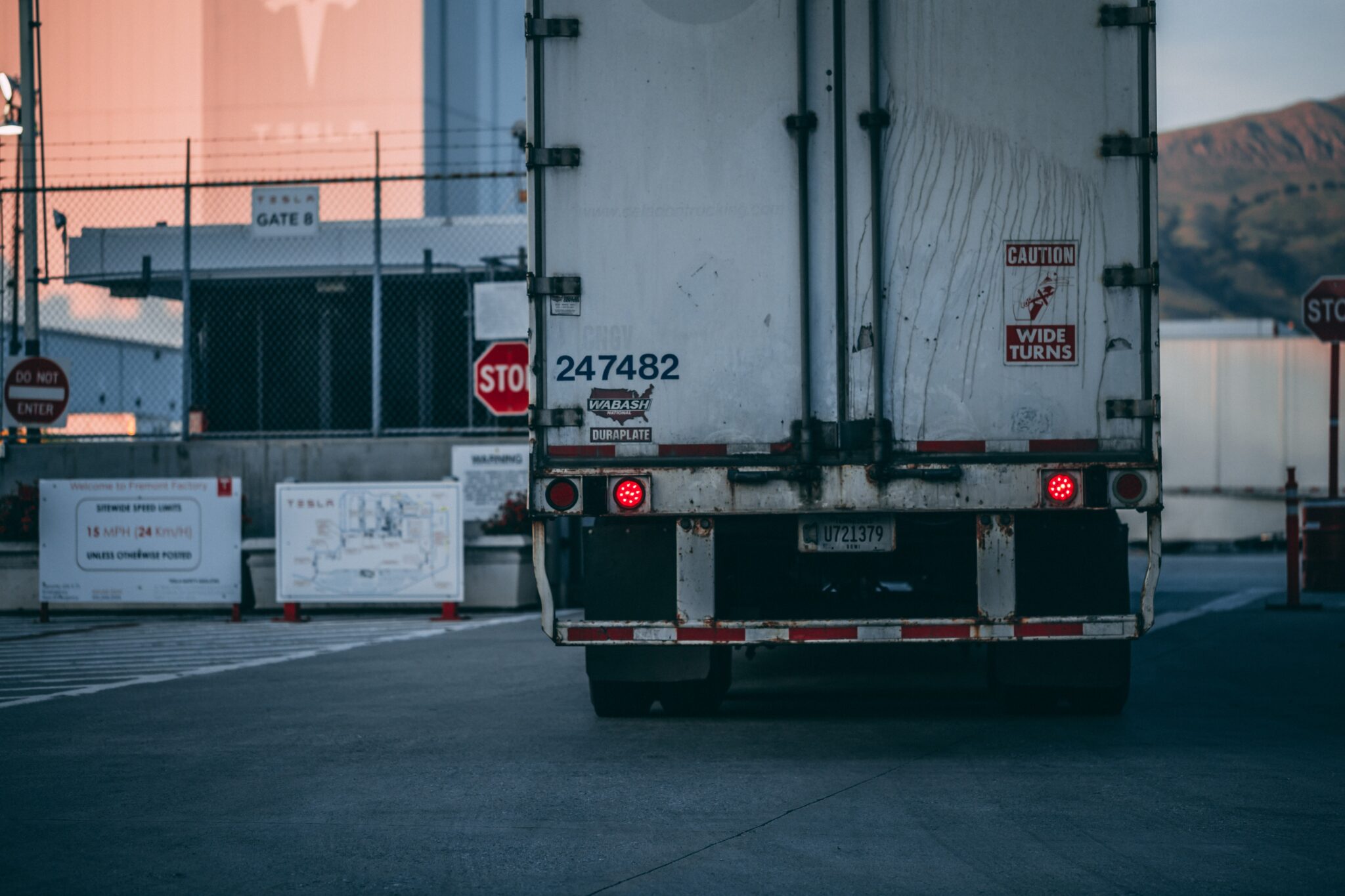 Brake Failure in Commercial Trucks Spotting the Warning Signs