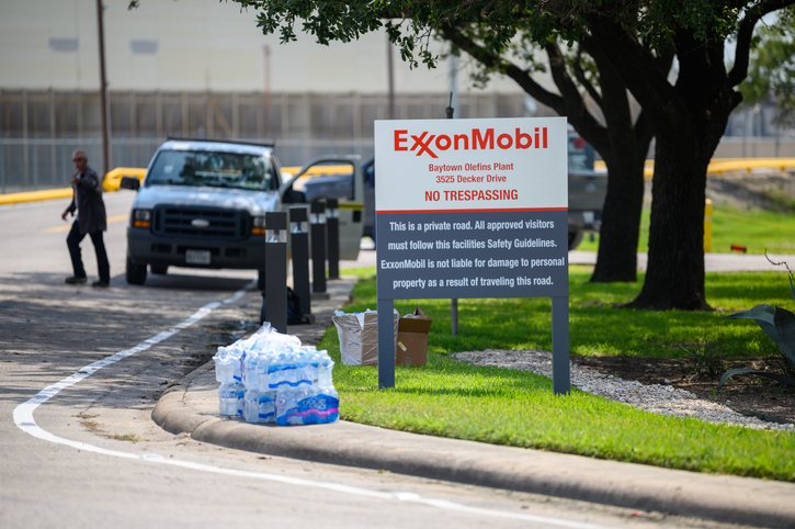 ExxonMobil Olefins Explosion Lawyer | Worker Hires Zehl & Associates After ExxonMobil Baytown Explosion