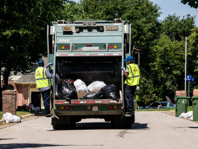 Garbage Truck Accidents What to Know | Houston Truck Accident Lawyer