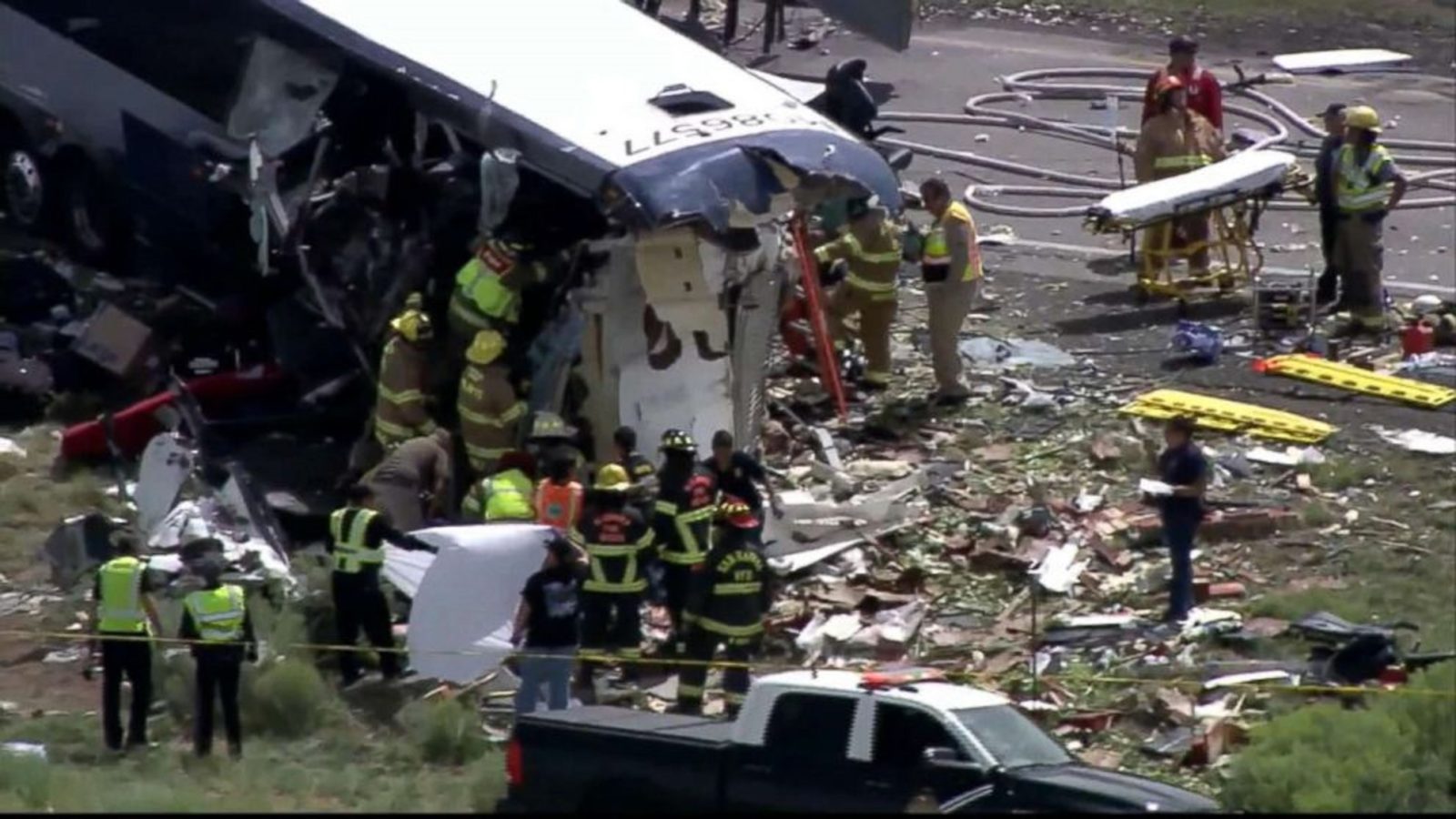 Greyhound Bus Accident Lawyer 8 Killed In New Mexico Greyhound Bus Accident Lawyer New Mexico 18 Wheeler