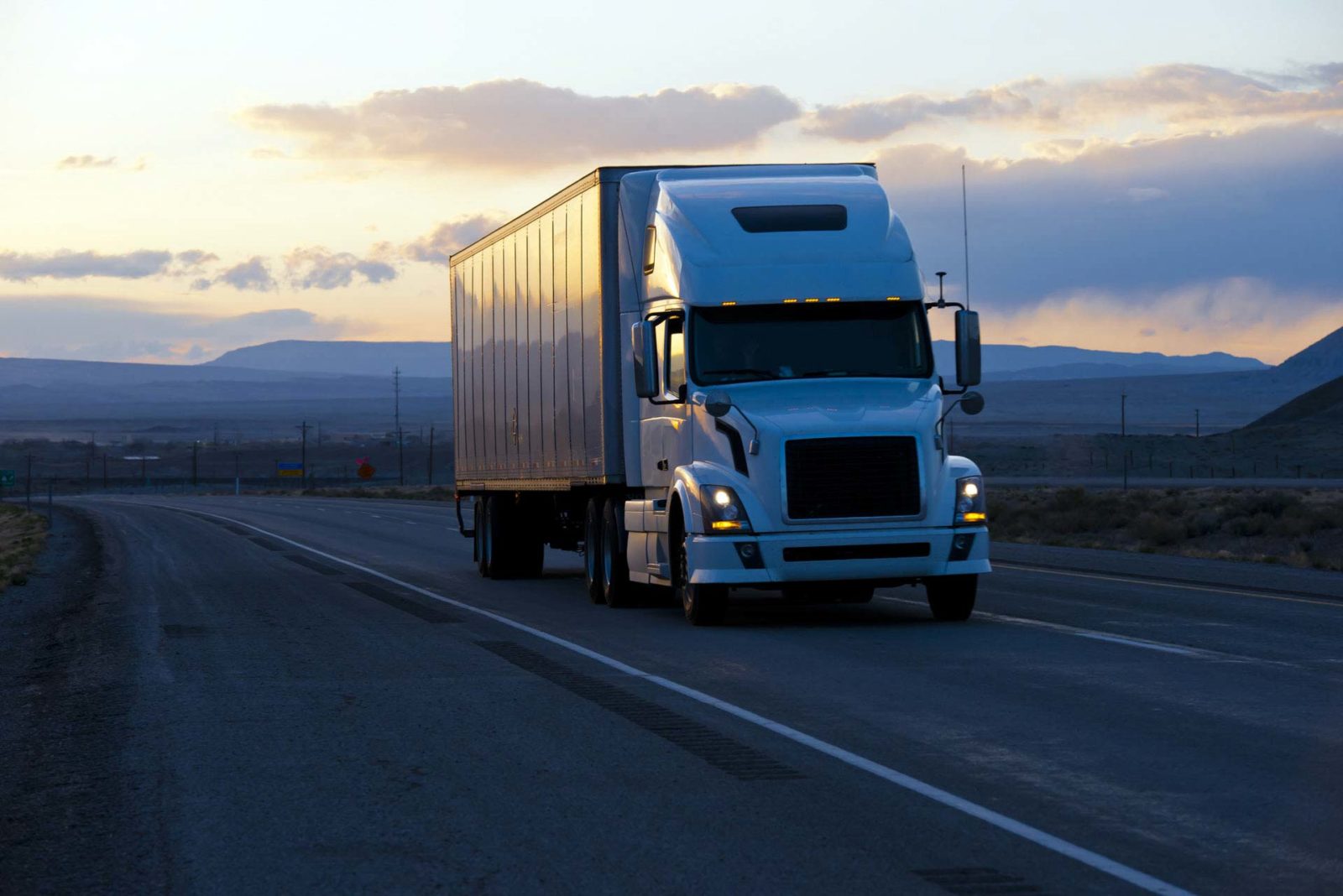 Things to Consider When Hiring Your Truck Accident Lawyer