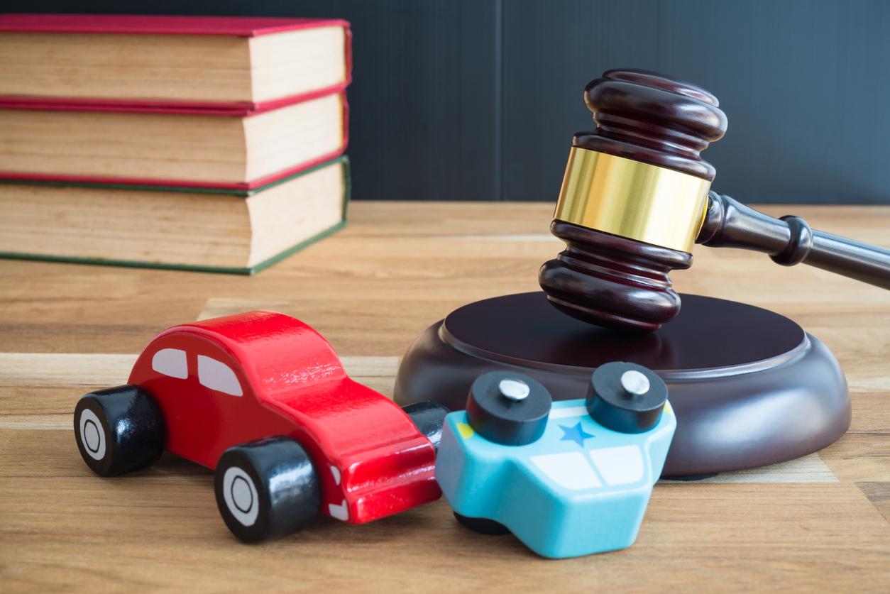 How Much Does It Cost to Hire an Auto Accident Lawyer?