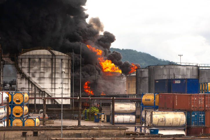 Lemont, Illinois Refinery Explosion Lawyer | Seneca Petroleum Explosion Leaves 1 Dead