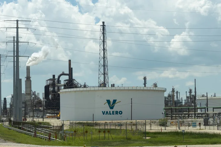 Injured in a Valero Refinery Explosion? What You Need to Know