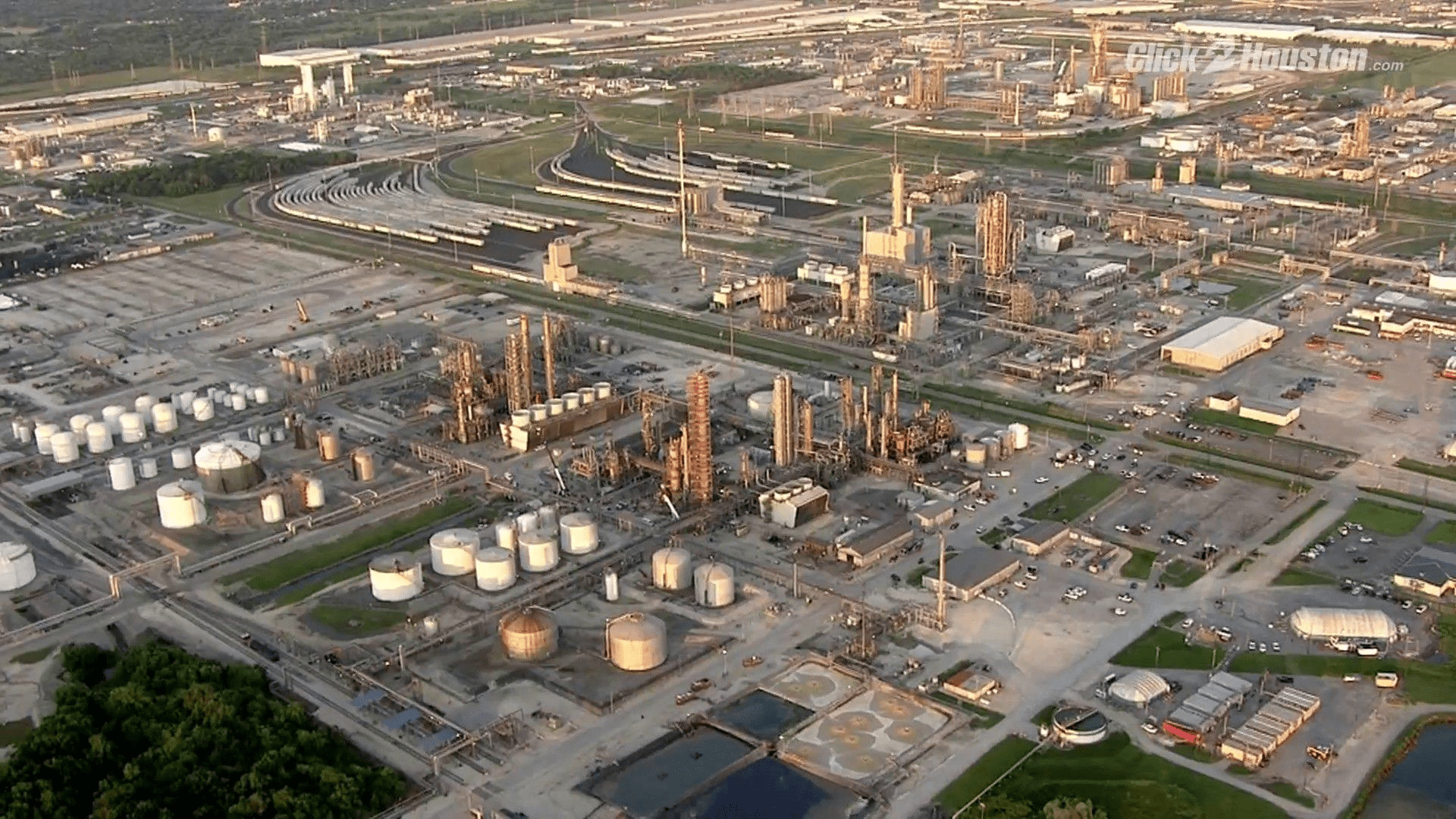 La Porte, Texas Chemical Leak Lawyers LyondellBasell Chemical Release