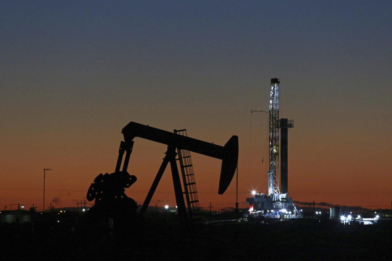 Oil Rig Counts Drop During Coronavirus Quarantine | Texas Oilfield Accident Lawyer