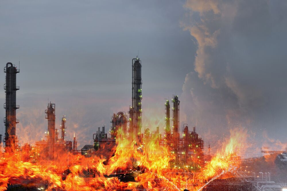 refinery explosion fire texas oil iran lawyer abadan accidents louisiana six plant accident catches injured iranian caught ai middle east