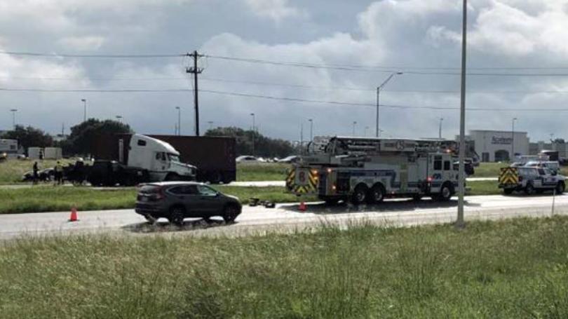 Undefeated Truck Accident Lawyers Investigate Highway 6 College Station, TX Jackknife Crash Injured 4