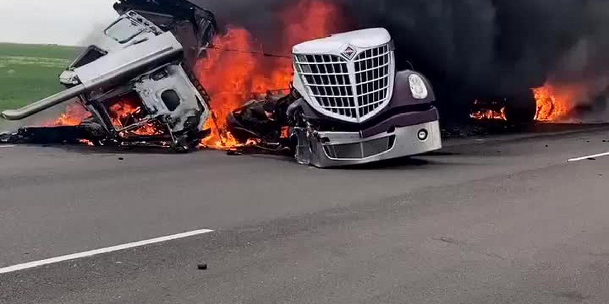 Texas Truck Accident Lawyer | U.S. 287 Stratford 18-Wheeler Crash Injures Truckers