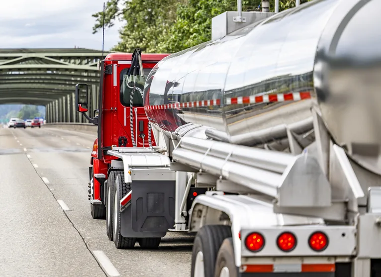 Undefeated Houston Class 4 Flammable Solids Hazmat Truck Accident Lawyer
