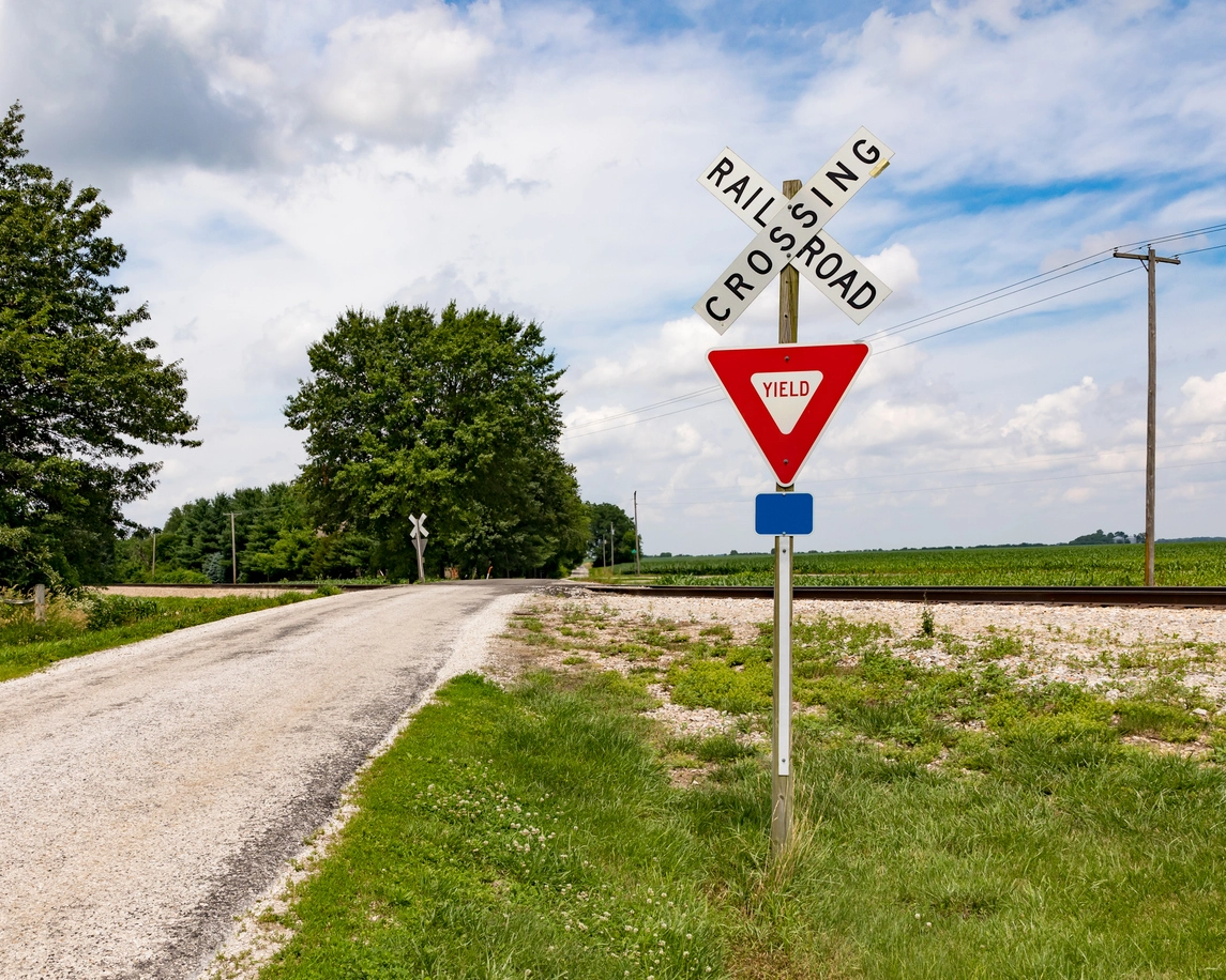 1 Dead, 2 Injured in Fort Bend County, Texas Train and Truck Accident | Undefeated Railroad Crossing Accident Lawyers